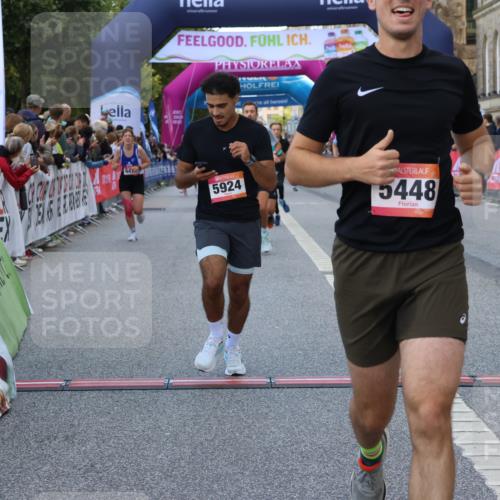 06.09.2026 - CURREX Alsterlauf Strokosch-Dieckow http://msf.ph/oto/10128332 06.09.2026 09:49:13 Ziel 2009, 2216, 3880, 3898, 4037, 4249, 5068, 5251, 5448, 5667, 5924, 6173, 6380, 6415, 8106 meine-sportfotos.de