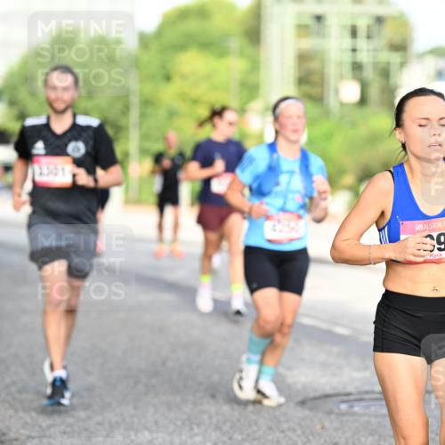 06.09.2026 - CURREX Alsterlauf Dr. Thomas Lammeyer http://msf.ph/oto/10128354 06.09.2026 09:48:57 Laufen 3301, 92 meine-sportfotos.de