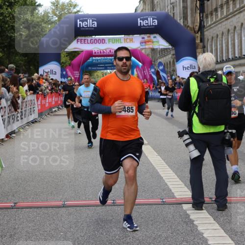 06.09.2026 - CURREX Alsterlauf Strokosch-Dieckow http://msf.ph/oto/10128397 06.09.2026 10:02:08 Ziel 2113, 2513, 2775, 3090, 3547, 3585, 3800, 3883, 4097, 4734, 5013, 5466, 5485, 5728, 5769, 6208, 8175 meine-sportfotos.de