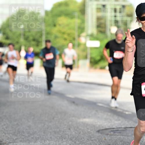 06.09.2026 - CURREX Alsterlauf Dr. Thomas Lammeyer http://msf.ph/oto/10128411 06.09.2026 09:49:04 Laufen 4935, 91 meine-sportfotos.de