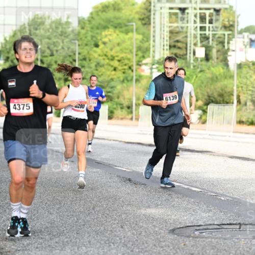06.09.2026 - CURREX Alsterlauf Dr. Thomas Lammeyer http://msf.ph/oto/10128426 06.09.2026 09:49:06 Laufen 10, 4375, 280, 1289, 6139 meine-sportfotos.de