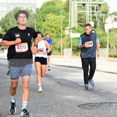 06.09.2026 - CURREX Alsterlauf Dr. Thomas Lammeyer http://msf.ph/oto/10128431 06.09.2026 09:49:07 Laufen 4375, 139, 8280 meine-sportfotos.de