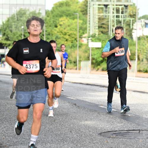 06.09.2026 - CURREX Alsterlauf Dr. Thomas Lammeyer http://msf.ph/oto/10128432 06.09.2026 09:49:07 Laufen 4375, 280, 139 meine-sportfotos.de