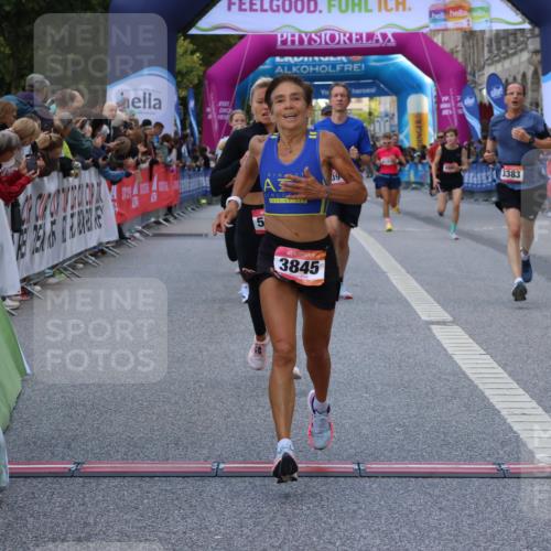 06.09.2026 - CURREX Alsterlauf Strokosch-Dieckow http://msf.ph/oto/10128447 06.09.2026 09:49:20 Ziel 1045, 2009, 2216, 3383, 3845, 3940, 4249, 4722, 4999, 5331, 5667, 5784, 5924, 6173, 6415, 8065 meine-sportfotos.de