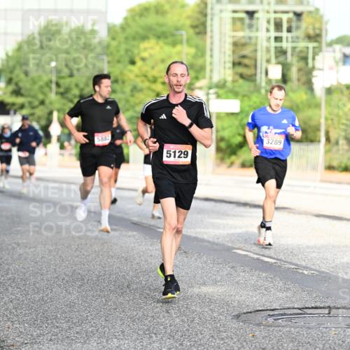 06.09.2026 - CURREX Alsterlauf Dr. Thomas Lammeyer http://msf.ph/oto/10128452 06.09.2026 09:49:09 Laufen 5882, 5129, 3289 meine-sportfotos.de