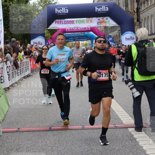 06.09.2026 - CURREX Alsterlauf Strokosch-Dieckow http://msf.ph/oto/10128483 06.09.2026 10:02:11 Ziel 2389, 2513, 2700, 3090, 3547, 3728, 3800, 3883, 4097, 4734, 5013, 5109, 5466, 5485, 5728, 6383, 8175 meine-sportfotos.de