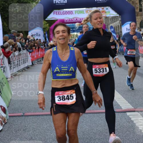 06.09.2026 - CURREX Alsterlauf Strokosch-Dieckow http://msf.ph/oto/10128508 06.09.2026 09:49:21 Ziel 1045, 2009, 2216, 3383, 3845, 3940, 4249, 4722, 4999, 5331, 5667, 5784, 6173, 6415, 8065 meine-sportfotos.de