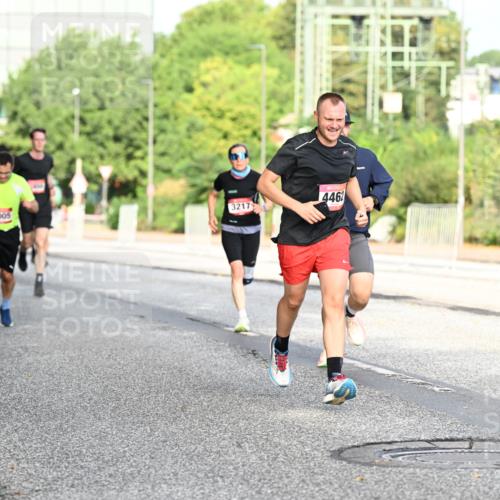 06.09.2026 - CURREX Alsterlauf Dr. Thomas Lammeyer http://msf.ph/oto/10128514 06.09.2026 09:49:15 Laufen 4005, 3217, 4462 meine-sportfotos.de