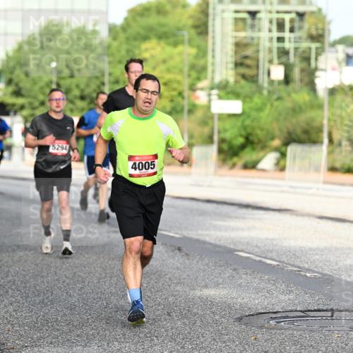 06.09.2026 - CURREX Alsterlauf Dr. Thomas Lammeyer http://msf.ph/oto/10128551 06.09.2026 09:49:18 Laufen 5294, 4005 meine-sportfotos.de