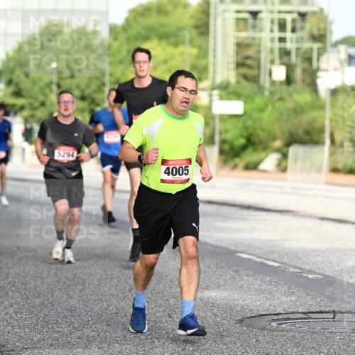 06.09.2026 - CURREX Alsterlauf Dr. Thomas Lammeyer http://msf.ph/oto/10128553 06.09.2026 09:49:19 Laufen 20, 5294, 4005 meine-sportfotos.de