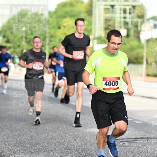 06.09.2026 - CURREX Alsterlauf Dr. Thomas Lammeyer http://msf.ph/oto/10128560 06.09.2026 09:49:19 Laufen 150, 4005 meine-sportfotos.de