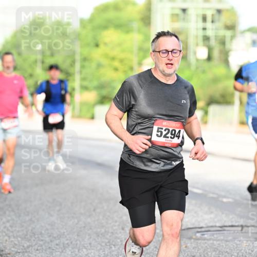 06.09.2026 - CURREX Alsterlauf Dr. Thomas Lammeyer http://msf.ph/oto/10128578 06.09.2026 09:49:21 Laufen 5294 meine-sportfotos.de