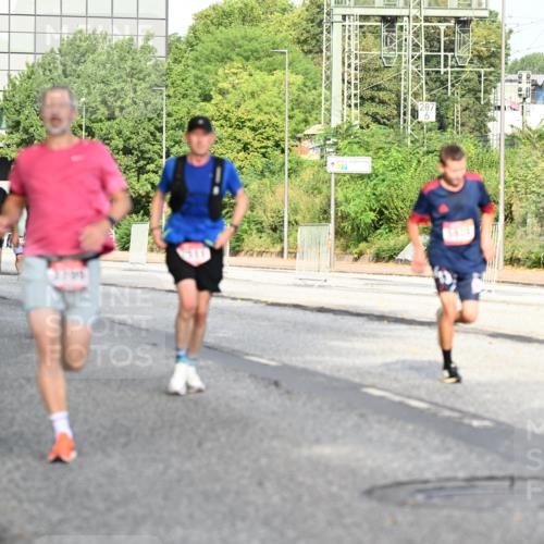06.09.2026 - CURREX Alsterlauf Dr. Thomas Lammeyer http://msf.ph/oto/10128587 06.09.2026 09:49:22 Laufen 5323, 3705, 287 meine-sportfotos.de