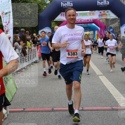 06.09.2026 - CURREX Alsterlauf Strokosch-Dieckow http://msf.ph/oto/10128599 06.09.2026 10:02:17 Ziel 2147, 2389, 2513, 2700, 3613, 3728, 3800, 4097, 4363, 4459, 4817, 4872, 5079, 5109, 5539, 5540, 5728, 5772, 5893, 6207, 6383, 8175 meine-sportfotos.de