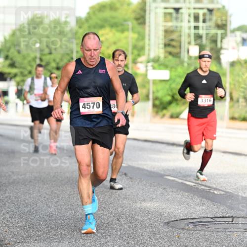 06.09.2026 - CURREX Alsterlauf Dr. Thomas Lammeyer http://msf.ph/oto/10128620 06.09.2026 09:49:28 Laufen 4226, 4570, 80, 3316, 3058 meine-sportfotos.de