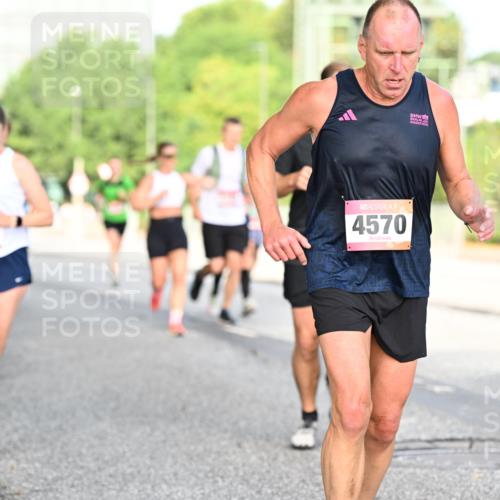 06.09.2026 - CURREX Alsterlauf Dr. Thomas Lammeyer http://msf.ph/oto/10128632 06.09.2026 09:49:29 Laufen 4226, 4570 meine-sportfotos.de