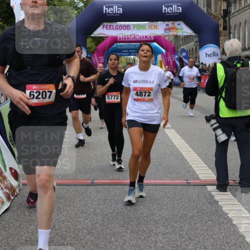 06.09.2026 - CURREX Alsterlauf Strokosch-Dieckow http://msf.ph/oto/10128633 06.09.2026 10:02:20 Ziel 2147, 2389, 2700, 3613, 3728, 4363, 4459, 4817, 4872, 5075, 5079, 5109, 5328, 5539, 5540, 5728, 5772, 5893, 6207, 6383 meine-sportfotos.de
