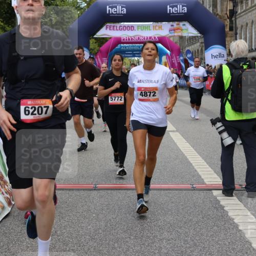 06.09.2026 - CURREX Alsterlauf Strokosch-Dieckow http://msf.ph/oto/10128643 06.09.2026 10:02:20 Ziel 2147, 2389, 2700, 3613, 3728, 4363, 4459, 4817, 4872, 5075, 5079, 5109, 5328, 5539, 5540, 5728, 5772, 5893, 6207, 6383 meine-sportfotos.de
