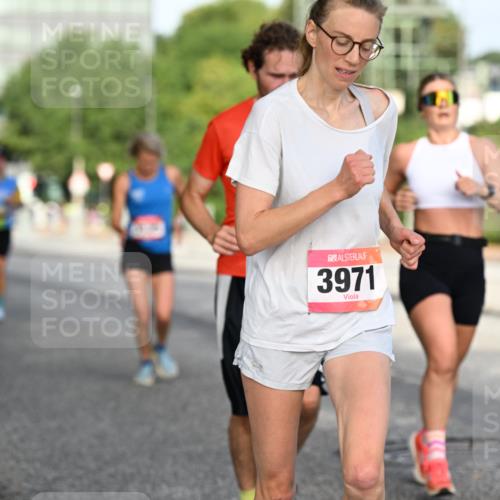 06.09.2026 - CURREX Alsterlauf Dr. Thomas Lammeyer http://msf.ph/oto/10128658 06.09.2026 09:49:33 Laufen 3971 meine-sportfotos.de