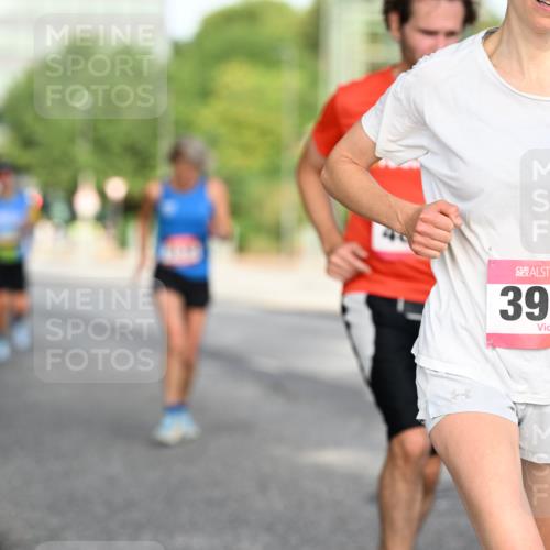 06.09.2026 - CURREX Alsterlauf Dr. Thomas Lammeyer http://msf.ph/oto/10128664 06.09.2026 09:49:33 Laufen 3971 meine-sportfotos.de