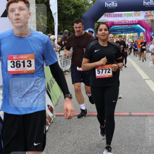 06.09.2026 - CURREX Alsterlauf Strokosch-Dieckow http://msf.ph/oto/10128716 06.09.2026 10:02:21 Ziel 2147, 2389, 2700, 3447, 3613, 3728, 4363, 4459, 4817, 4872, 5075, 5079, 5109, 5328, 5539, 5540, 5655, 5772, 5893, 6207, 6383 meine-sportfotos.de