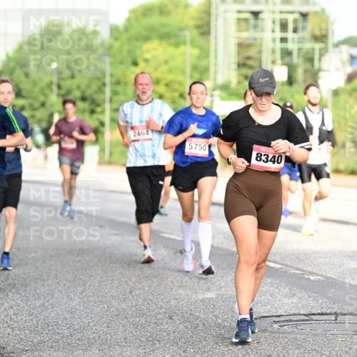06.09.2026 - CURREX Alsterlauf Dr. Thomas Lammeyer http://msf.ph/oto/10128753 06.09.2026 09:49:44 Laufen 2465, 2464, 5750, 8340, 4329 meine-sportfotos.de