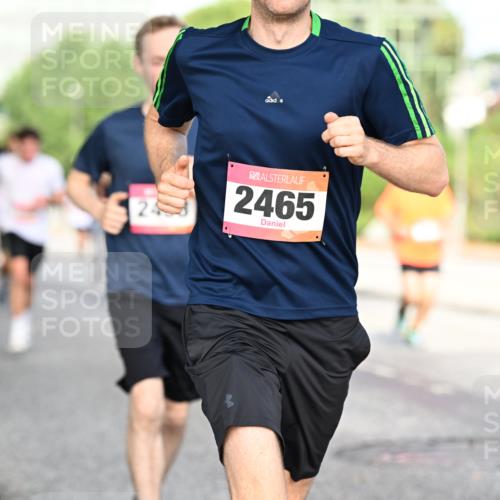 06.09.2026 - CURREX Alsterlauf Dr. Thomas Lammeyer http://msf.ph/oto/10128779 06.09.2026 09:49:46 Laufen 2465 meine-sportfotos.de