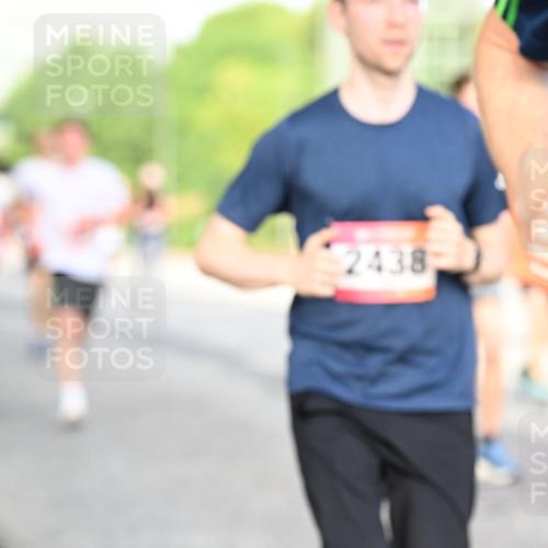 06.09.2026 - CURREX Alsterlauf Dr. Thomas Lammeyer http://msf.ph/oto/10128789 06.09.2026 09:49:47 Laufen 2438 meine-sportfotos.de