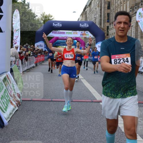 06.09.2026 - CURREX Alsterlauf Strokosch-Dieckow http://msf.ph/oto/10128793 06.09.2026 09:49:43 Ziel 2180, 2373, 2577, 2609, 2870, 2961, 3113, 3223, 3876, 4112, 4240, 4275, 5175, 5347, 5902, 6035, 6323, 6358, 6369, 8234, 8337 meine-sportfotos.de