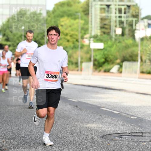 06.09.2026 - CURREX Alsterlauf Dr. Thomas Lammeyer http://msf.ph/oto/10128800 06.09.2026 09:49:48 Laufen 3380 meine-sportfotos.de