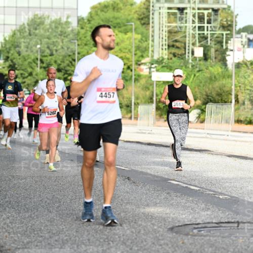 06.09.2026 - CURREX Alsterlauf Dr. Thomas Lammeyer http://msf.ph/oto/10128819 06.09.2026 09:49:50 Laufen 8173, 4707, 6062, 5202, 4457, 3913 meine-sportfotos.de