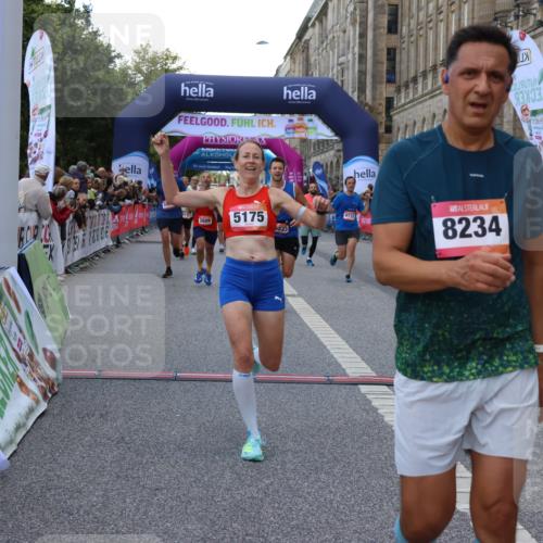 06.09.2026 - CURREX Alsterlauf Strokosch-Dieckow http://msf.ph/oto/10128822 06.09.2026 09:49:43 Ziel 2180, 2373, 2577, 2609, 2870, 2961, 3113, 3223, 3876, 4112, 4240, 4275, 5175, 5347, 5902, 6035, 6323, 6358, 6369, 8234, 8337 meine-sportfotos.de