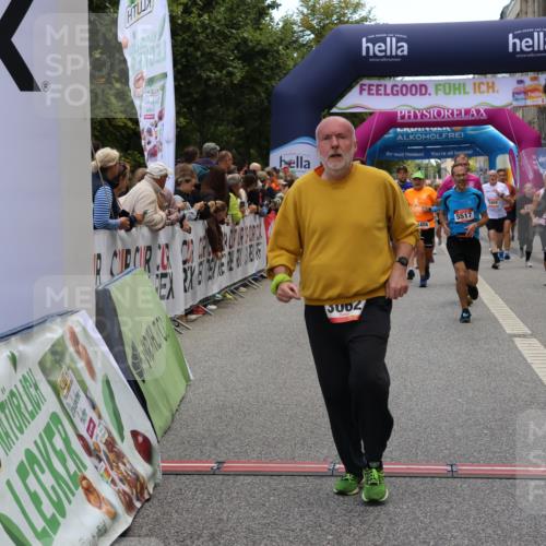 06.09.2026 - CURREX Alsterlauf Strokosch-Dieckow http://msf.ph/oto/10128841 06.09.2026 10:02:29 Ziel 2486, 2488, 2817, 2886, 3062, 3447, 3790, 3858, 3882, 4817, 5075, 5079, 5328, 5517, 5655, 6152, 6174, 6233, 8331 meine-sportfotos.de