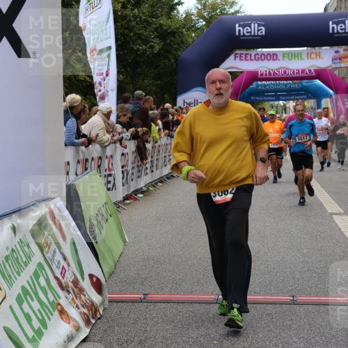 06.09.2026 - CURREX Alsterlauf Strokosch-Dieckow http://msf.ph/oto/10128848 06.09.2026 10:02:29 Ziel 2486, 2488, 2817, 2886, 3062, 3447, 3790, 3858, 3882, 4817, 5075, 5079, 5328, 5517, 5655, 6152, 6174, 6233, 8331 meine-sportfotos.de
