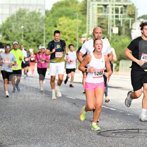 06.09.2026 - CURREX Alsterlauf Dr. Thomas Lammeyer http://msf.ph/oto/10128850 06.09.2026 09:49:53 Laufen 6062, 5202, 4781 meine-sportfotos.de
