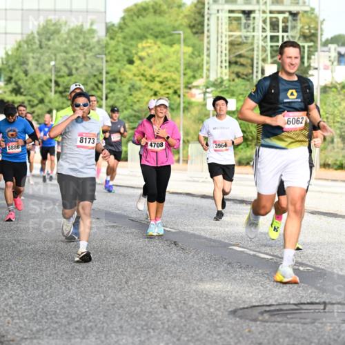 06.09.2026 - CURREX Alsterlauf Dr. Thomas Lammeyer http://msf.ph/oto/10128865 06.09.2026 09:49:55 Laufen 6062, 8173, 3395, 5886, 4708, 3964, 5839 meine-sportfotos.de