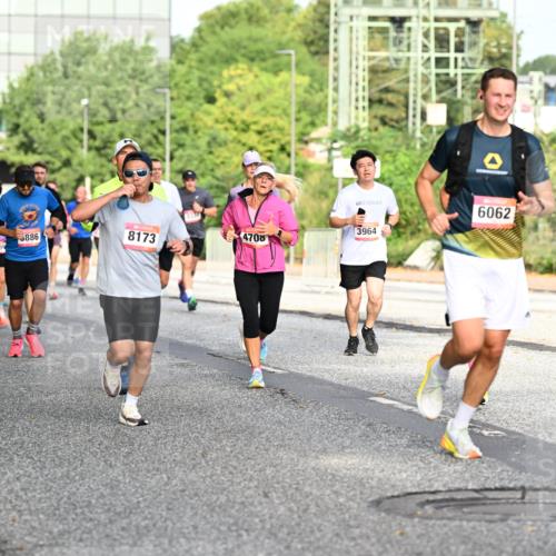 06.09.2026 - CURREX Alsterlauf Dr. Thomas Lammeyer http://msf.ph/oto/10128868 06.09.2026 09:49:55 Laufen 6062, 3395, 5886, 8173, 3964, 4708, 5839 meine-sportfotos.de