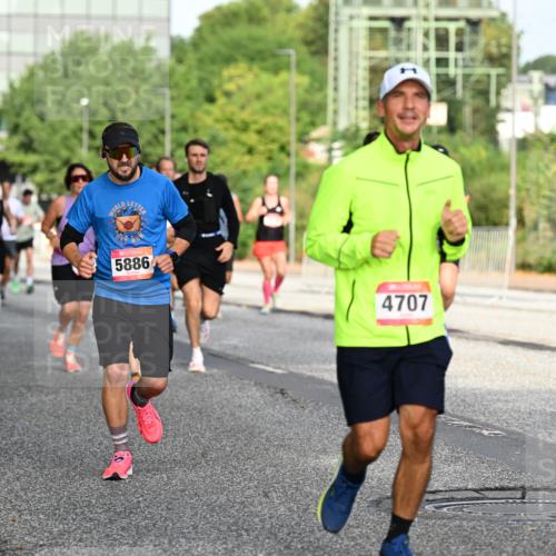 06.09.2026 - CURREX Alsterlauf Dr. Thomas Lammeyer http://msf.ph/oto/10128894 06.09.2026 09:49:58 Laufen 339, 5886, 4707 meine-sportfotos.de