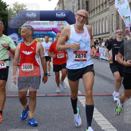 06.09.2026 - CURREX Alsterlauf Strokosch-Dieckow http://msf.ph/oto/10128912 06.09.2026 09:49:49 Ziel 2180, 2609, 2870, 3063, 3113, 3223, 3368, 4112, 4161, 4212, 4932, 5175, 5346, 5347, 5902, 6323, 8337 meine-sportfotos.de