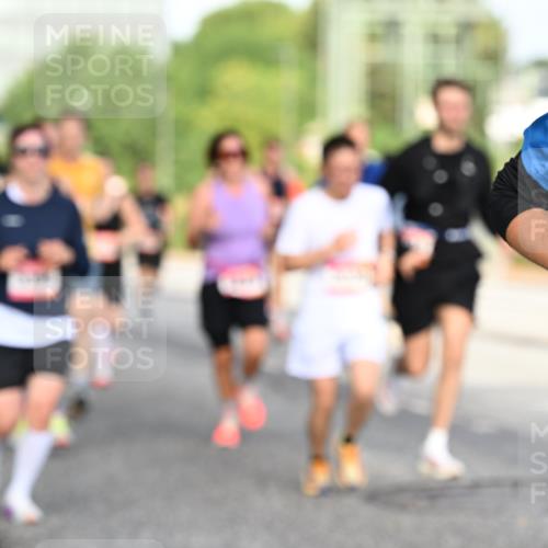 06.09.2026 - CURREX Alsterlauf Dr. Thomas Lammeyer http://msf.ph/oto/10128920 06.09.2026 09:50:00 Laufen 5 meine-sportfotos.de