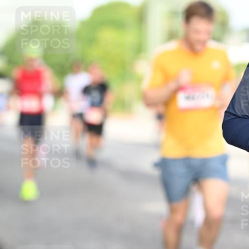 06.09.2026 - CURREX Alsterlauf Dr. Thomas Lammeyer http://msf.ph/oto/10128951 06.09.2026 09:50:03 Laufen 104 meine-sportfotos.de