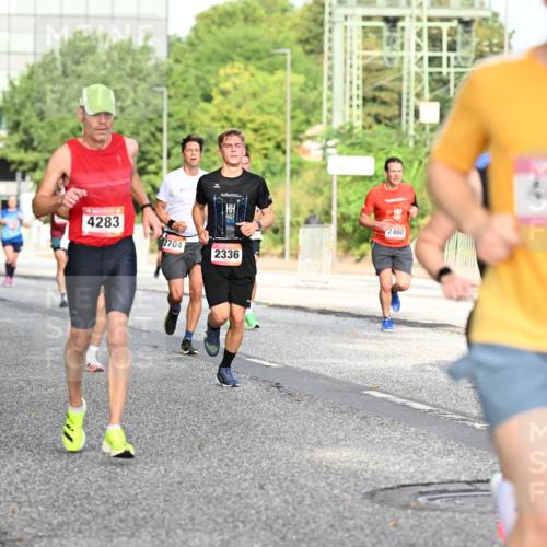 06.09.2026 - CURREX Alsterlauf Dr. Thomas Lammeyer http://msf.ph/oto/10128954 06.09.2026 09:50:04 Laufen 119, 4283, 2704, 2336, 2460, 4620, 4833 meine-sportfotos.de