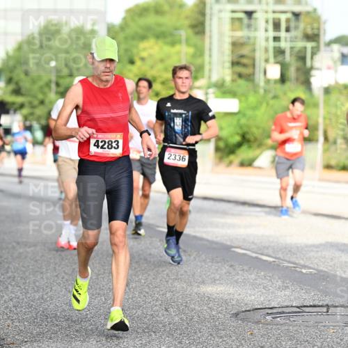 06.09.2026 - CURREX Alsterlauf Dr. Thomas Lammeyer http://msf.ph/oto/10128963 06.09.2026 09:50:05 Laufen 4283, 2336, 2561 meine-sportfotos.de