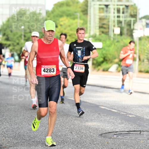 06.09.2026 - CURREX Alsterlauf Dr. Thomas Lammeyer http://msf.ph/oto/10128964 06.09.2026 09:50:05 Laufen 4283, 2336, 2561 meine-sportfotos.de