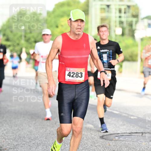06.09.2026 - CURREX Alsterlauf Dr. Thomas Lammeyer http://msf.ph/oto/10128972 06.09.2026 09:50:05 Laufen 4283 meine-sportfotos.de
