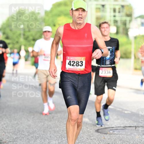 06.09.2026 - CURREX Alsterlauf Dr. Thomas Lammeyer http://msf.ph/oto/10128973 06.09.2026 09:50:06 Laufen 4283, 0, 2336 meine-sportfotos.de