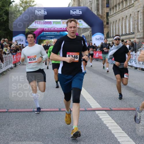 06.09.2026 - CURREX Alsterlauf Strokosch-Dieckow http://msf.ph/oto/10128984 06.09.2026 09:49:55 Ziel 2094, 2814, 2823, 3063, 3113, 3368, 3492, 4142, 4161, 4212, 4428, 4532, 4932, 4951, 4954, 5346, 6010, 6323, 6475, 8337 meine-sportfotos.de