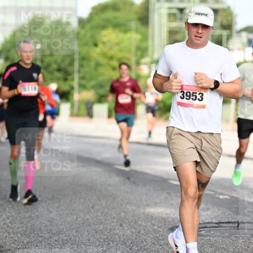 06.09.2026 - CURREX Alsterlauf Dr. Thomas Lammeyer http://msf.ph/oto/10128993 06.09.2026 09:50:07 Laufen 3953, 2704 meine-sportfotos.de