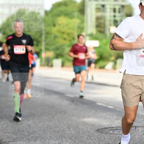 06.09.2026 - CURREX Alsterlauf Dr. Thomas Lammeyer http://msf.ph/oto/10128998 06.09.2026 09:50:08 Laufen 3953 meine-sportfotos.de