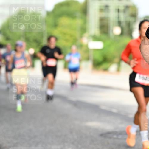 06.09.2026 - CURREX Alsterlauf Dr. Thomas Lammeyer http://msf.ph/oto/10129031 06.09.2026 09:50:11 Laufen 5 meine-sportfotos.de